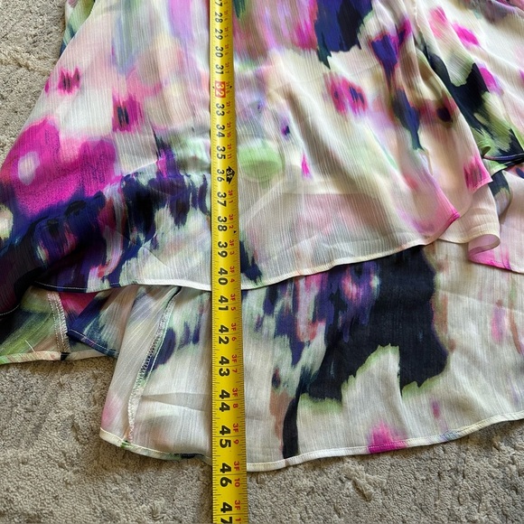 DKNY‎ by Donna Karan Printed Chiffon Watercolor V-Neck 3/4 Sleeve Wrap
Dress 6 - Picture 4 of 7